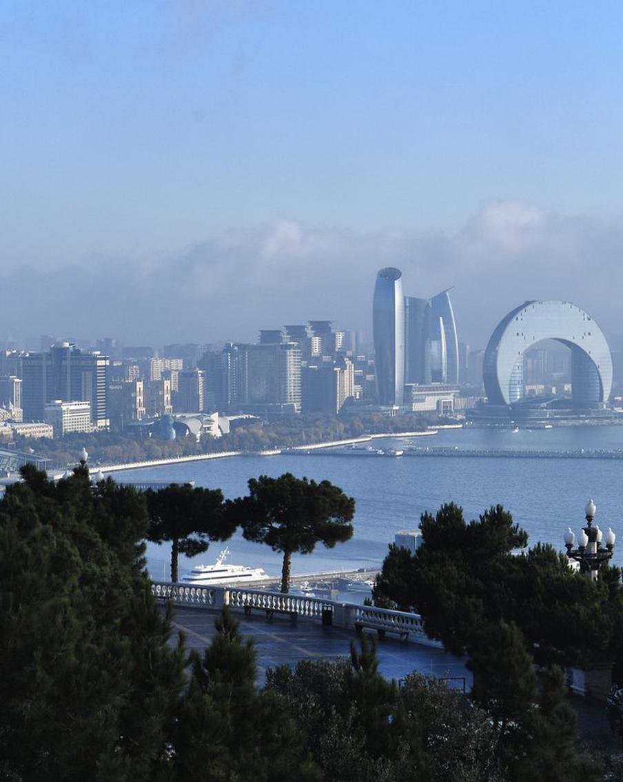 Франция отозвала посла в Азербайджане