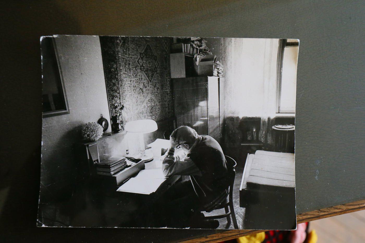 Андрей Дмитриевич за работой.