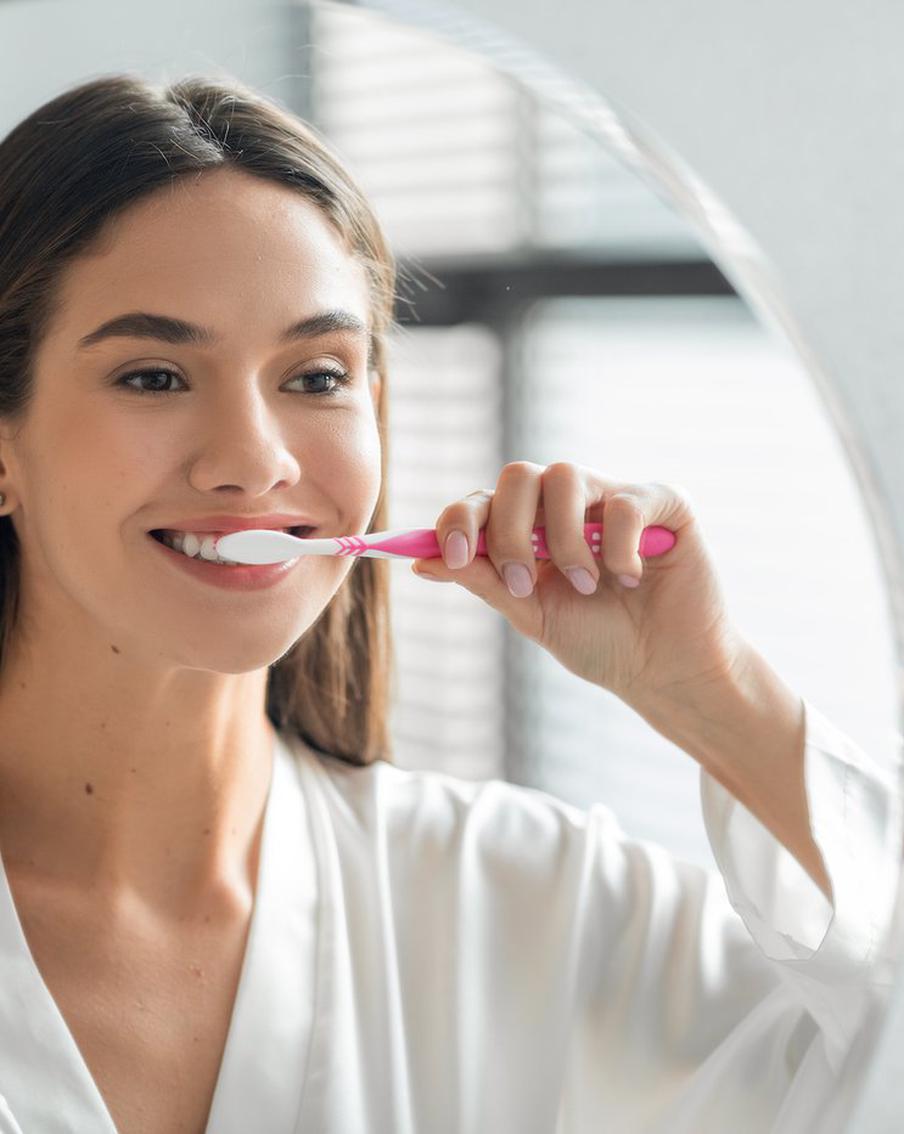 Как избавиться от неприятного запаха изо рта: советы эксперта