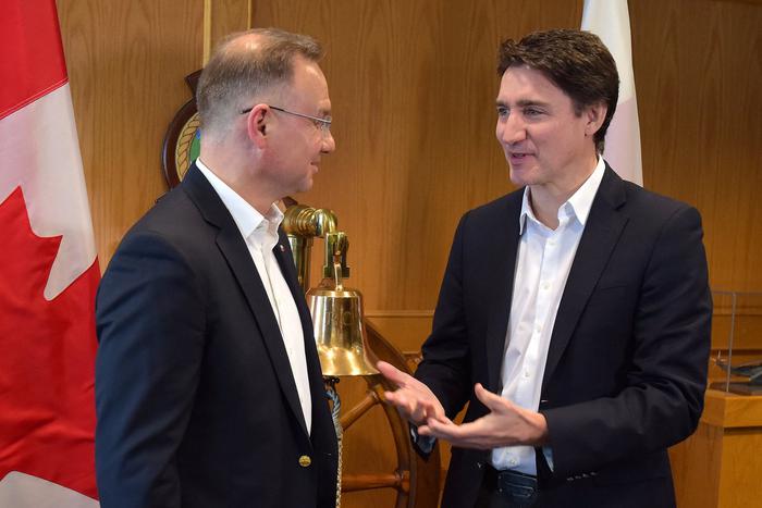 Премьер Канады и президент Польши обсудили помощь Украине