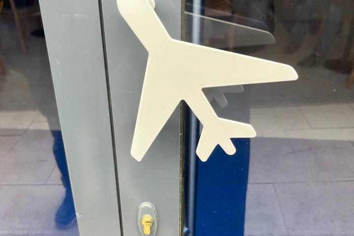 Заказав кофе, москвичи могут получить билет на самолёт