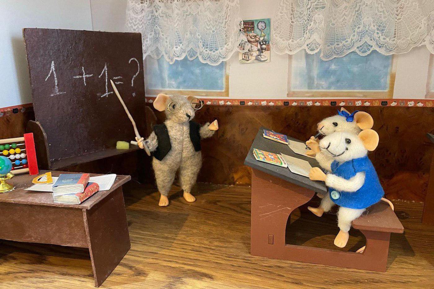 "Первый урок"