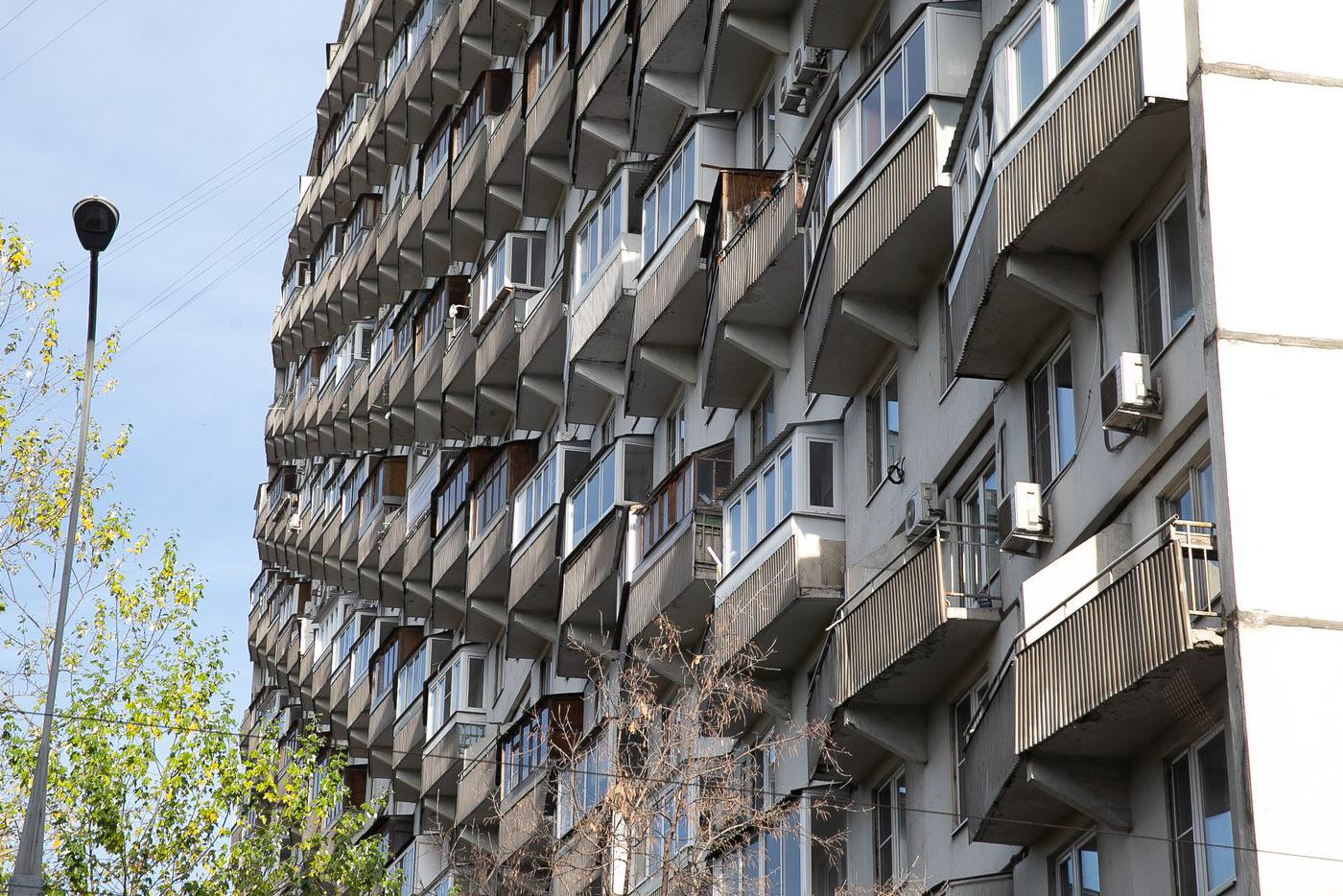 И правда похоже на шахматную доску.