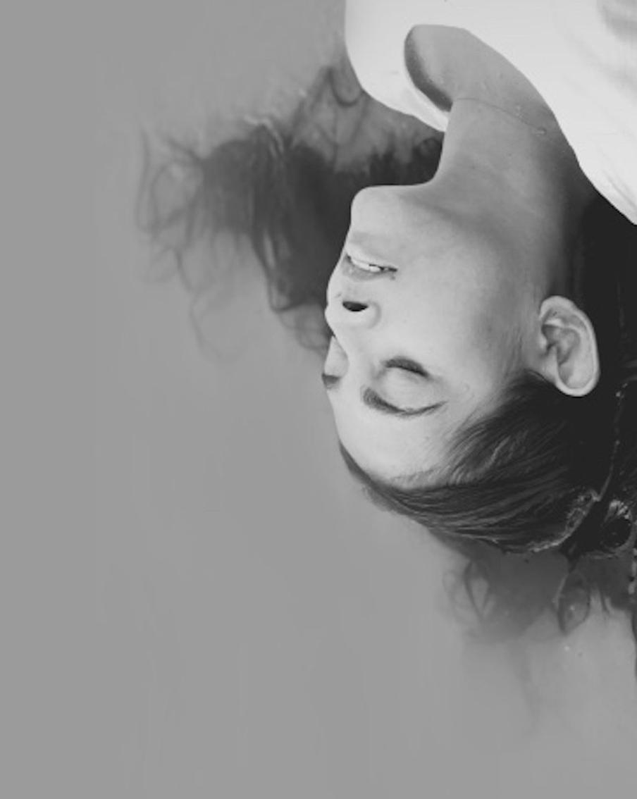 Молчи, скрывайся и таи: в картине "Нирвана" нет ни слов, ни цвета