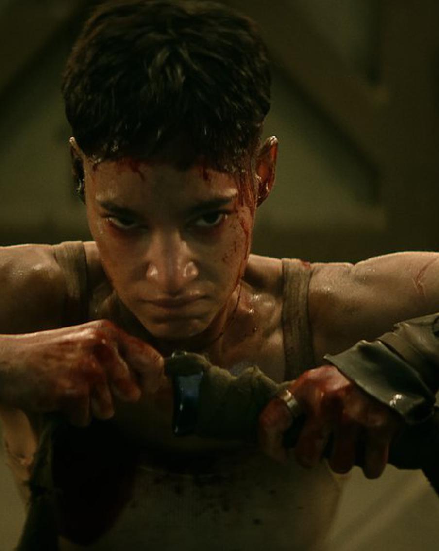 Воительница Кора продолжает борьбу во второй части фильма "Мятежная Луна"