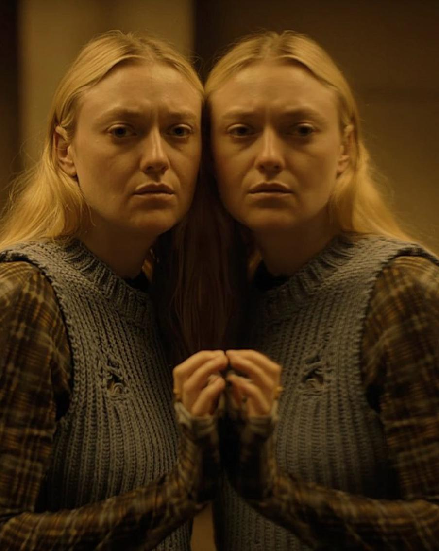 В Сеть выложили трейлер "Наблюдателей" с Дакотой Фаннинг в главной роли