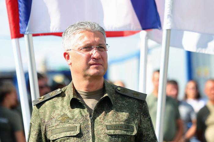 Шойгу доложили о задержании его зама по делу о взятке