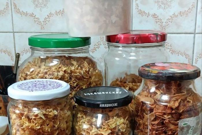 "Борщи, супы и каши – сухпай от мамы Маши": как жительница Симферополя помогает бойцам на СВО