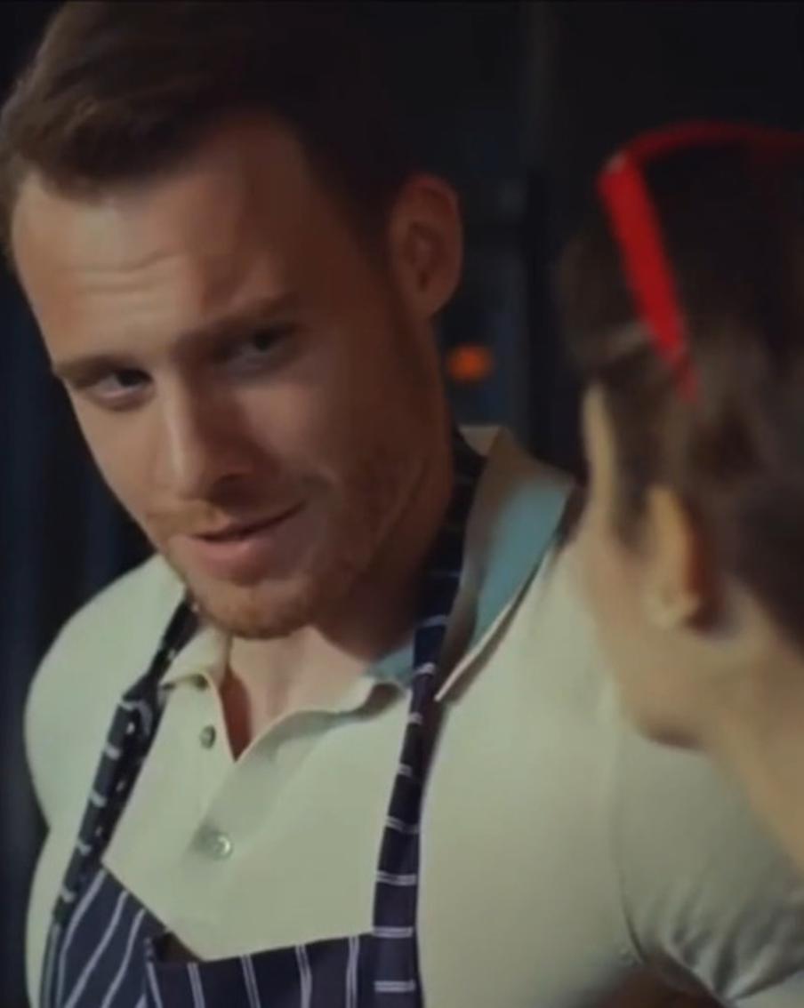 Кашик – овощной салат, который удивит. Готовим с героем сериала "Постучись в мою дверь"