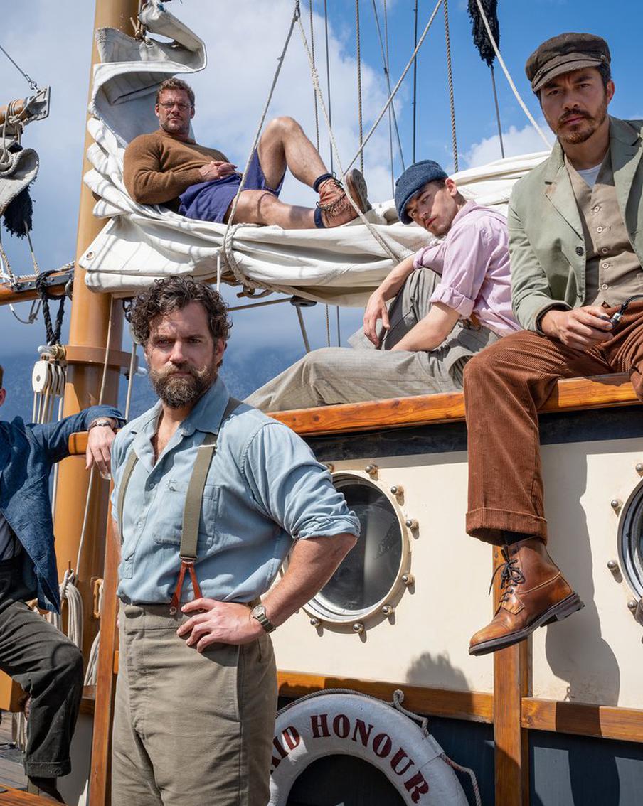 Лук и стрелы против немецких автоматчиков: Гай Ричи снял комедию об эпизоде из британской военной истории