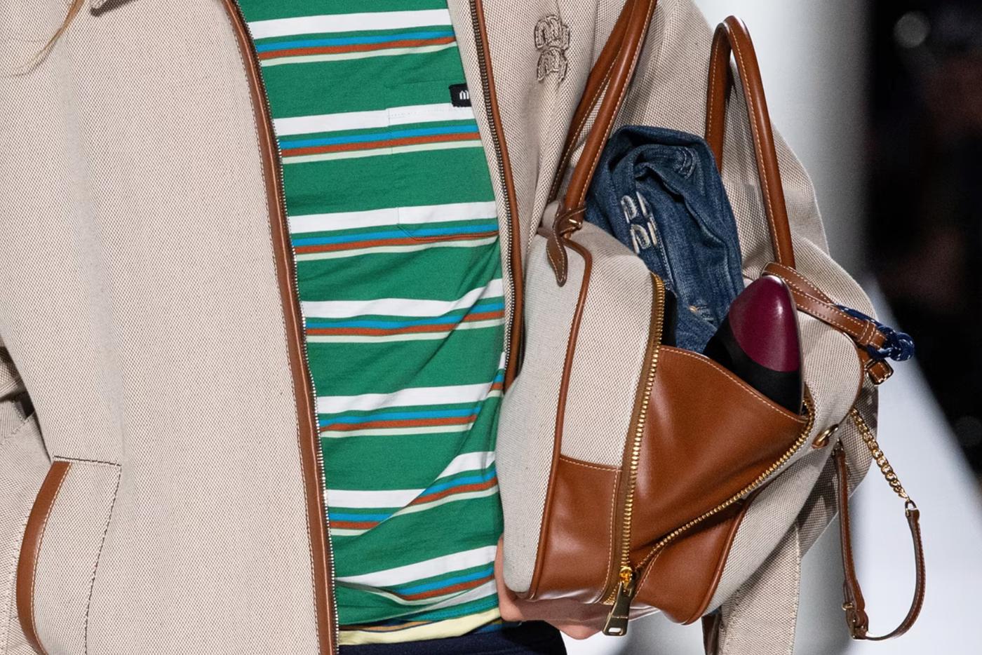 Сумка из парусины – главный тренд этого лета