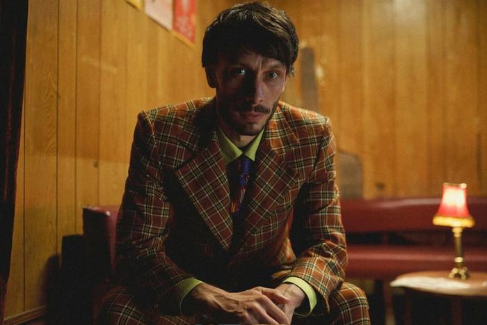 "Оленёнок" основан на реальной истории о сталкерше. Сериал шокировал даже "короля ужасов" Стивена Кинга