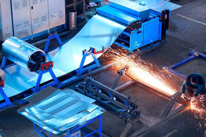 Собянин: Обрабатывающие предприятия Москвы увеличили производство почти на 18%