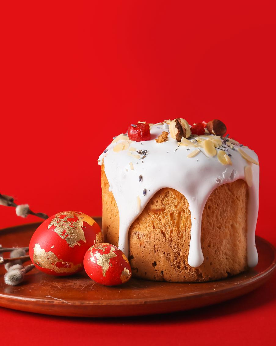 Приготовить кулич своими руками будет дешевле, чем купить в ресторане