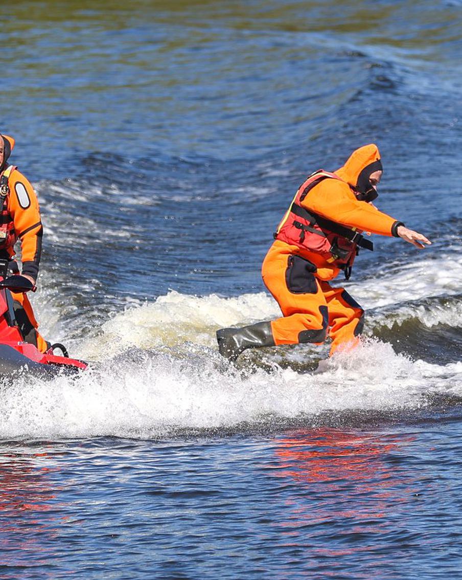 Дроны, собаки, катера: как в Москве работают спасатели на воде