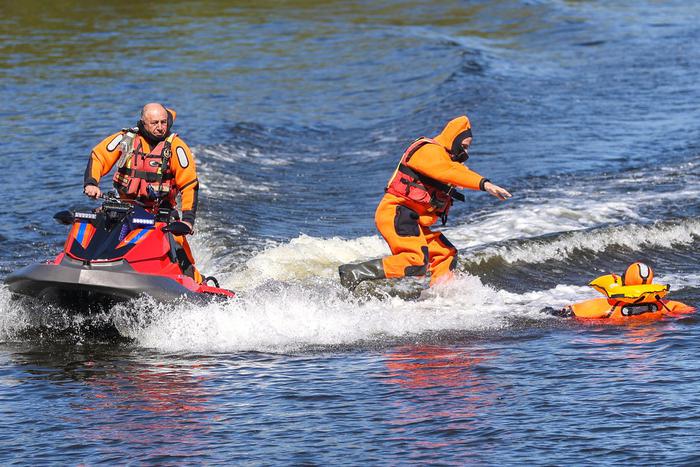 Дроны, собаки, катера: как в Москве работают спасатели на воде