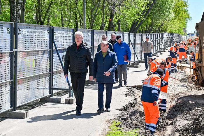 Около 700 московских улиц будет благоустроено до конца этого года. А в ближайшие годы работы должны пройти и на оставшихся городских улицах