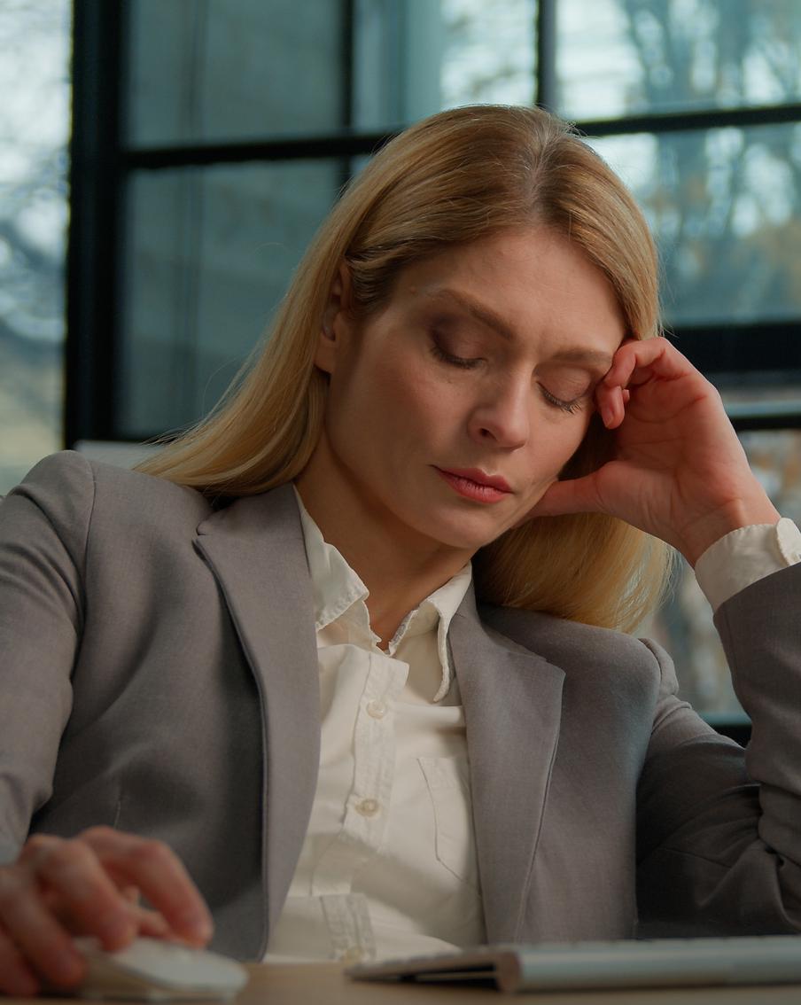 Эксперт рассказал, почему мы зачастую хотим спать в середине дня