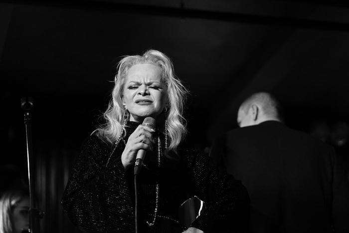 "Главное – вибрировать в такт музыке". Как француз снимает российский джаз