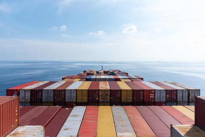 СМИ: в Китае резко выросла стоимость поставок в Россию и Белоруссию