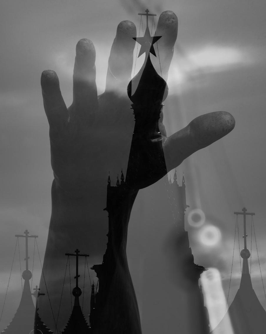 Виктор Берёзкин создал сложную чёрно-белую композицию 