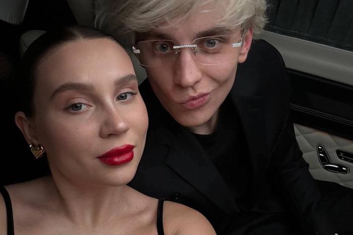 Блогер Влад А4 Бумага и Юлия Годунова стали родителями в первый раз