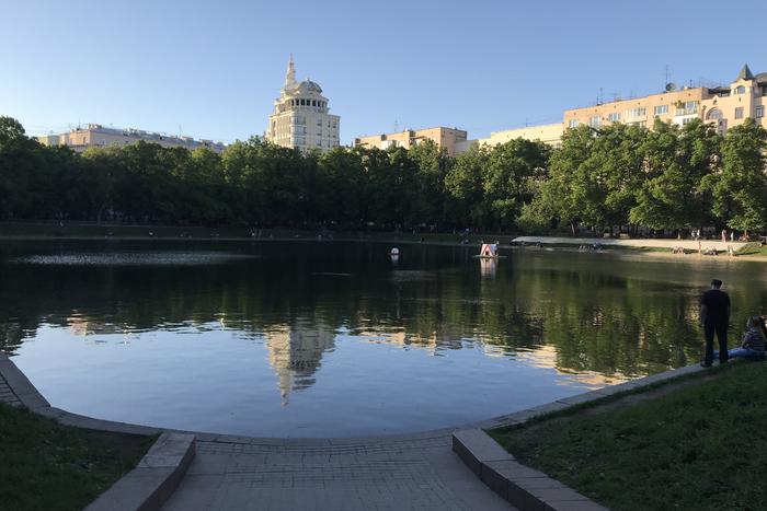 Синоптик рассказал москвичам и жителям Подмосковья о погоде в среду, 22 мая