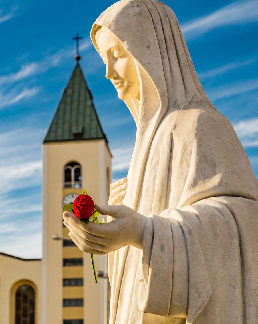 Ватикан ужесточил критерии "чуда" для божественных явлений