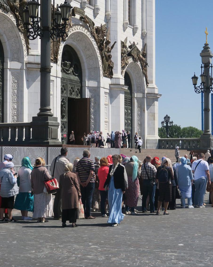 Величайшая святыня: в Москву привезли икону, у которой просят детей и здоровье