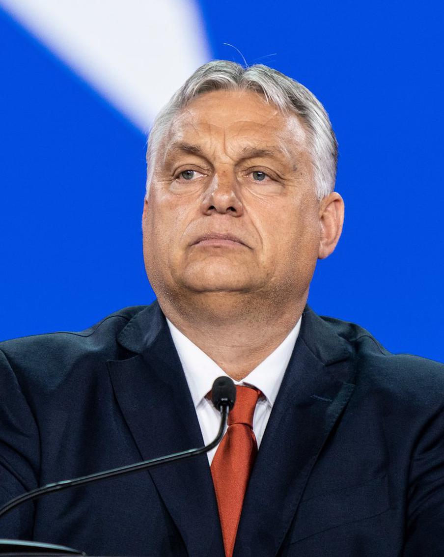 Европа готовится к началу войны с Россией, заявил Орбан