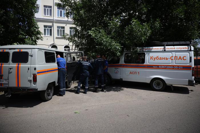 Никто из пострадавших при обвале кровли в Краснодаре не получил тяжёлых травм