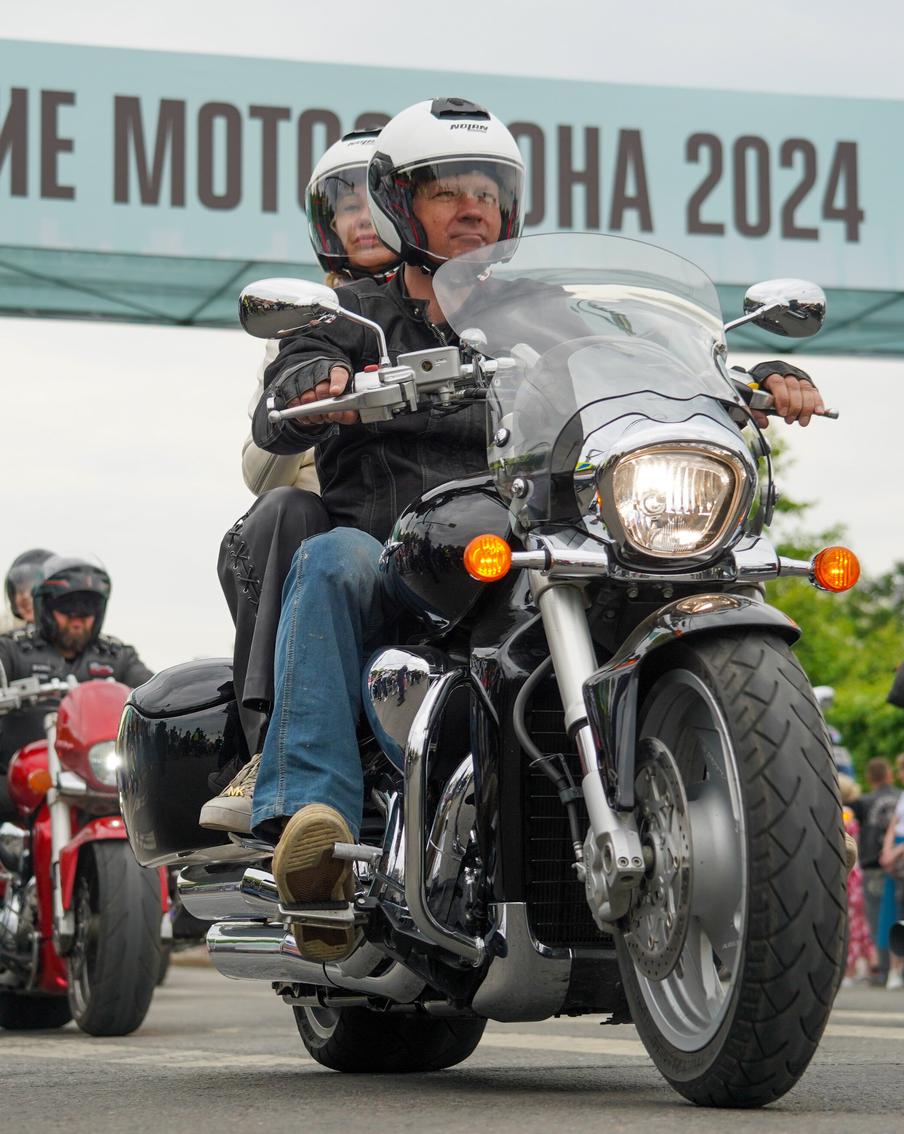 На старт, внимание, марш! Байкеры открыли в Москве мотосезон