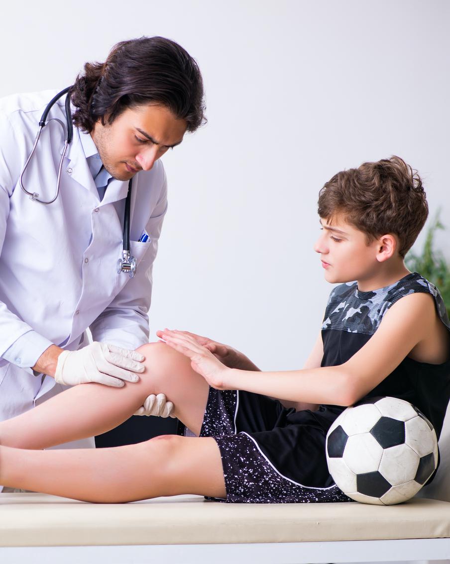 Болезнь Осгуда – Шляттера. Как подростку с активным хобби избежать проблем с суставами