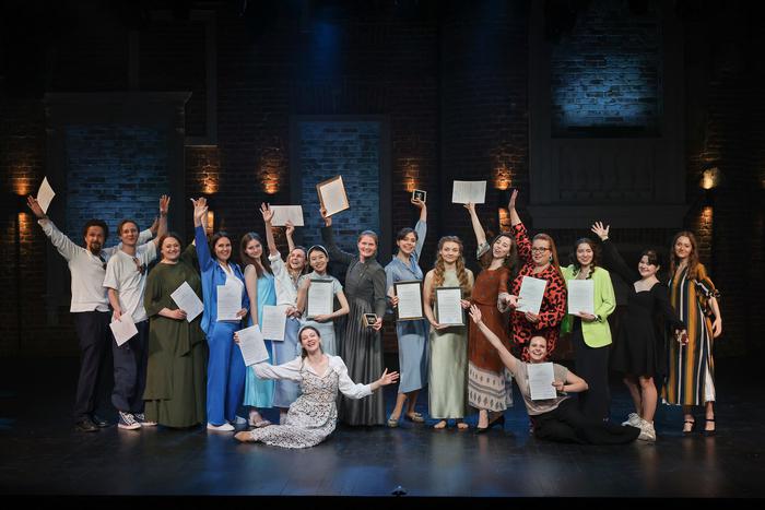 Стихотворения и поэмы Пушкина можно читать босиком и руками