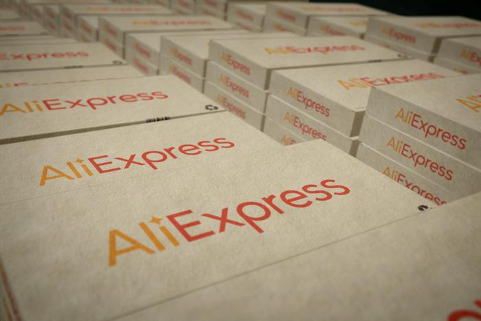 В AliExpress заявили, что отправляют заказы в Россию в обычном режиме