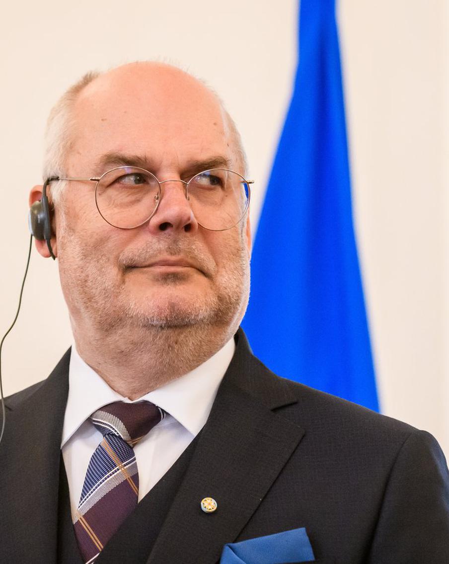 Президент Эстонии подписал законопроект о конфискации активов России