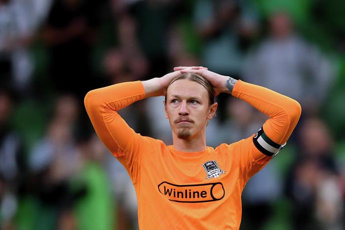 Матвею Сафонову по силам выиграть конкуренцию у Доннаруммы?