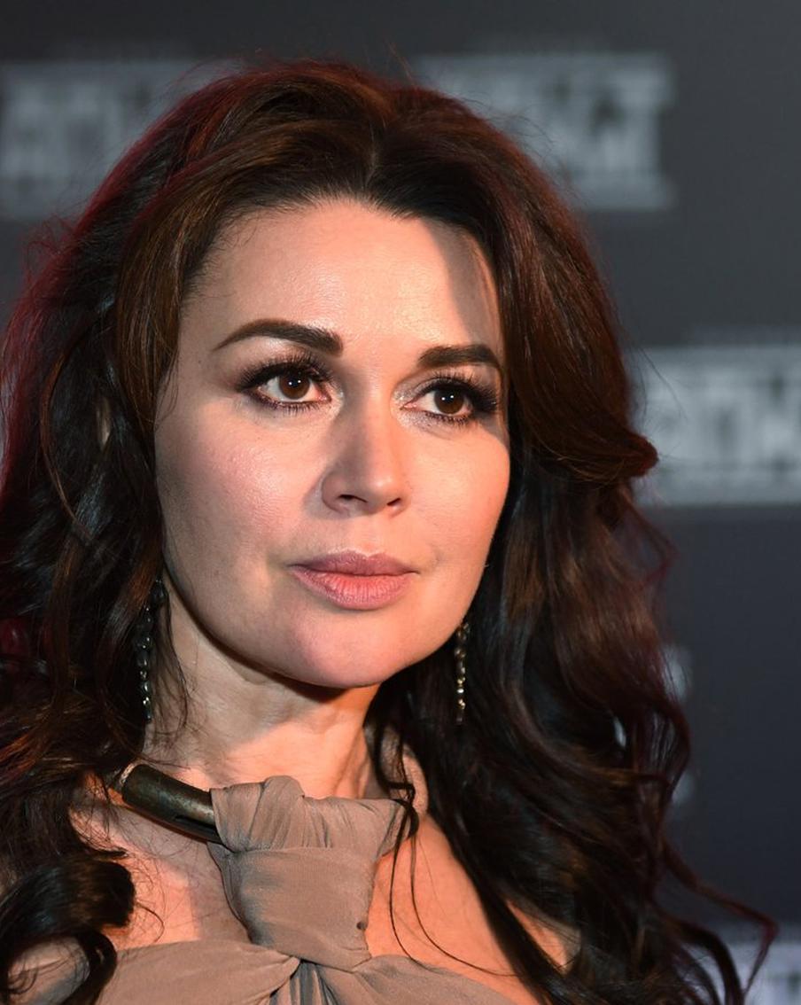 Источник сообщил о дате и месте проведения похорон Анастасии Заворотнюк