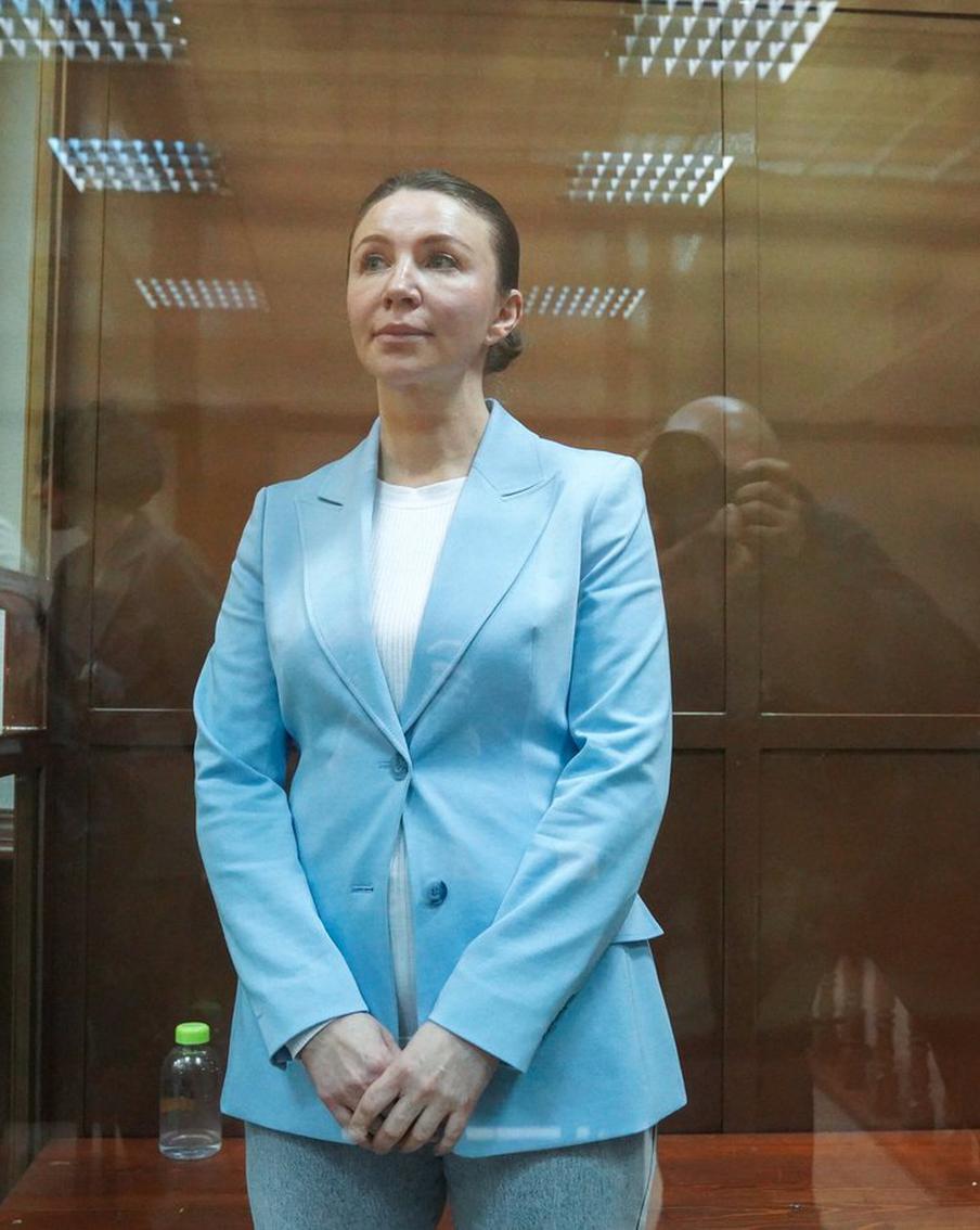 Блиновская подала в арбитражный суд заявление о банкротстве