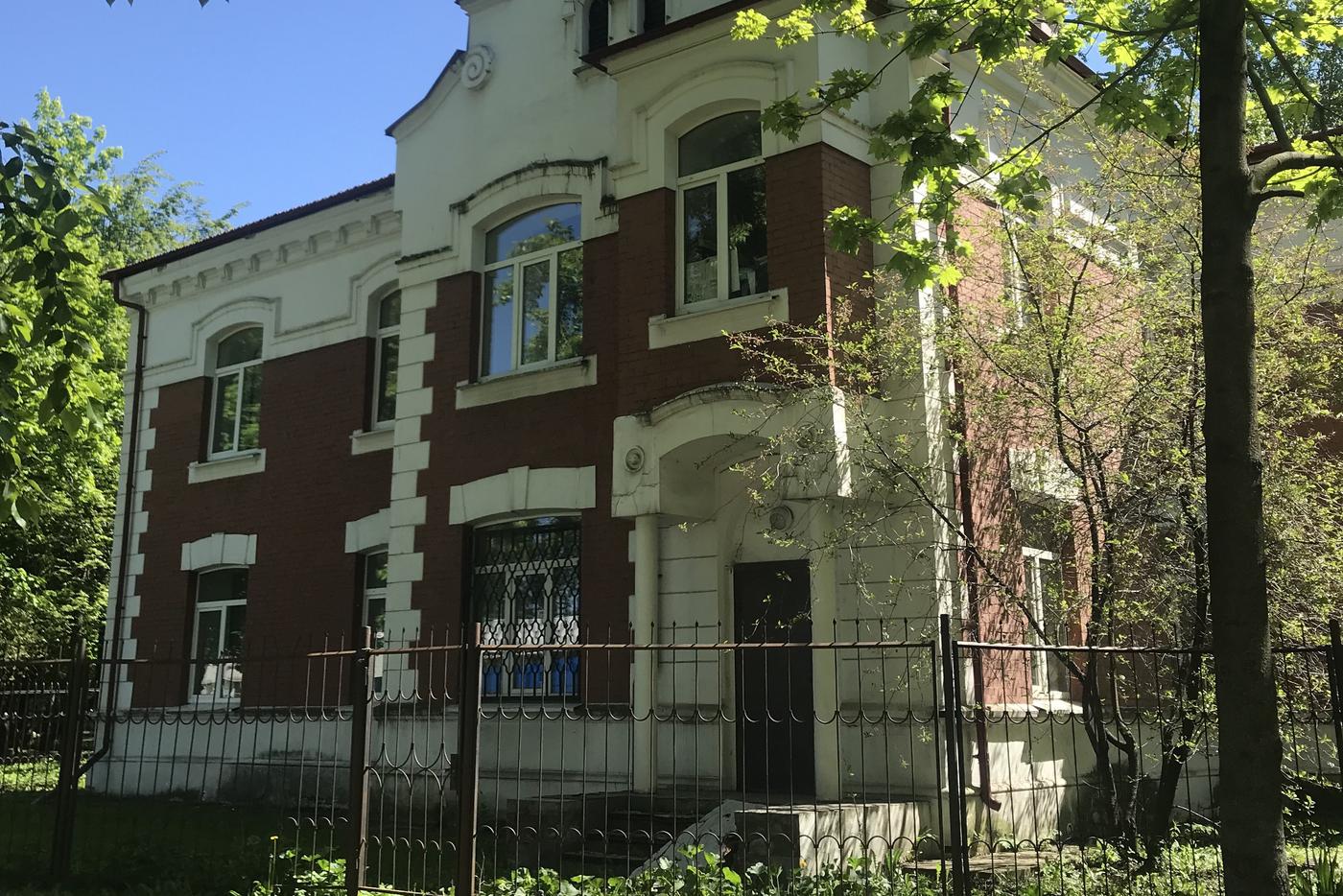 Железнодорожники строили свои дома на рельсах. Вокруг МЦК Коптево сохранились памятники архитектуры XX века