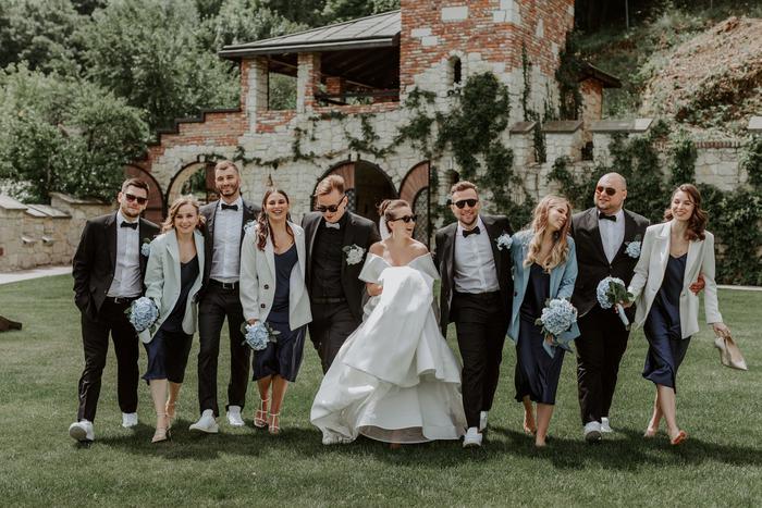 Что надеть на свадьбу летом: варианты стильных образов