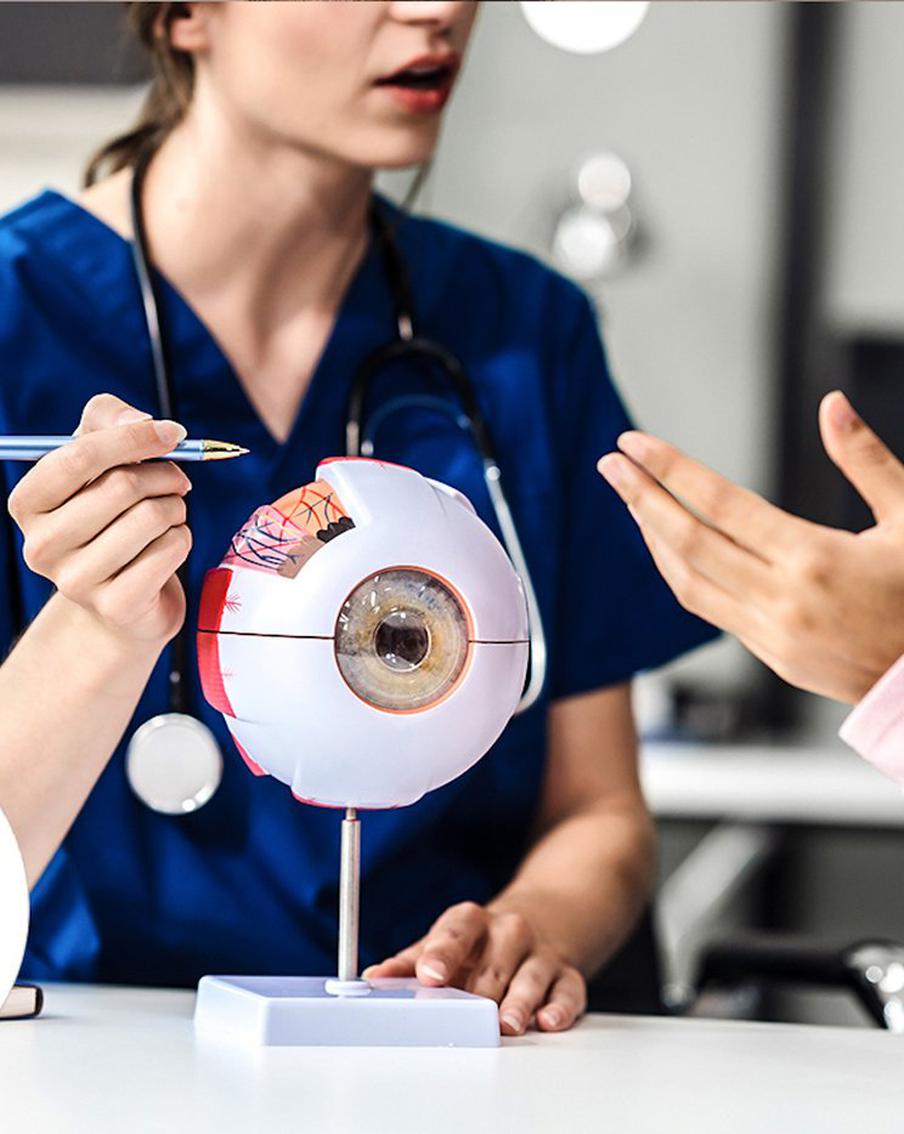 Диагноз "сахарный диабет" не приведёт к проблемам со зрением, если вы будете регулярно проверяться у офтальмолога