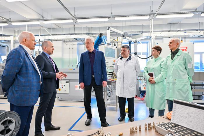 Сергей Собянин рассказал, что в столичную промышленность постепенно возвращаются инвестиции