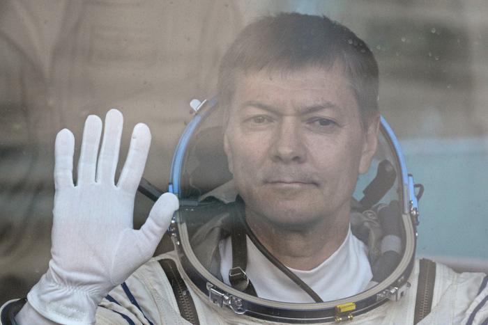 Россиянин установил рекорд по пребыванию в космосе. Насколько это вредно для здоровья?