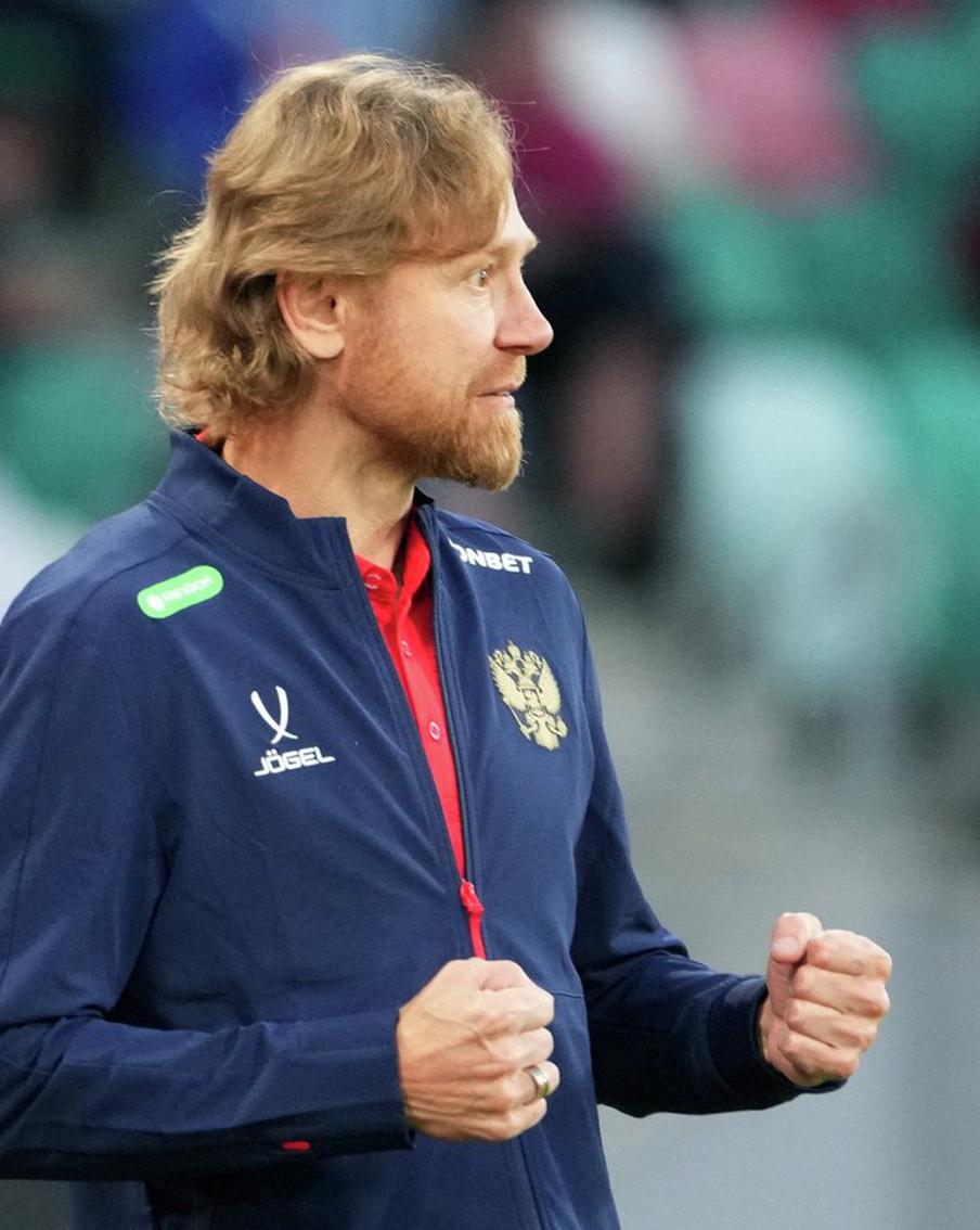 Российские футболисты одолели белорусскую команду в Минске, товарищеская встреча завершилась со счётом 4:0