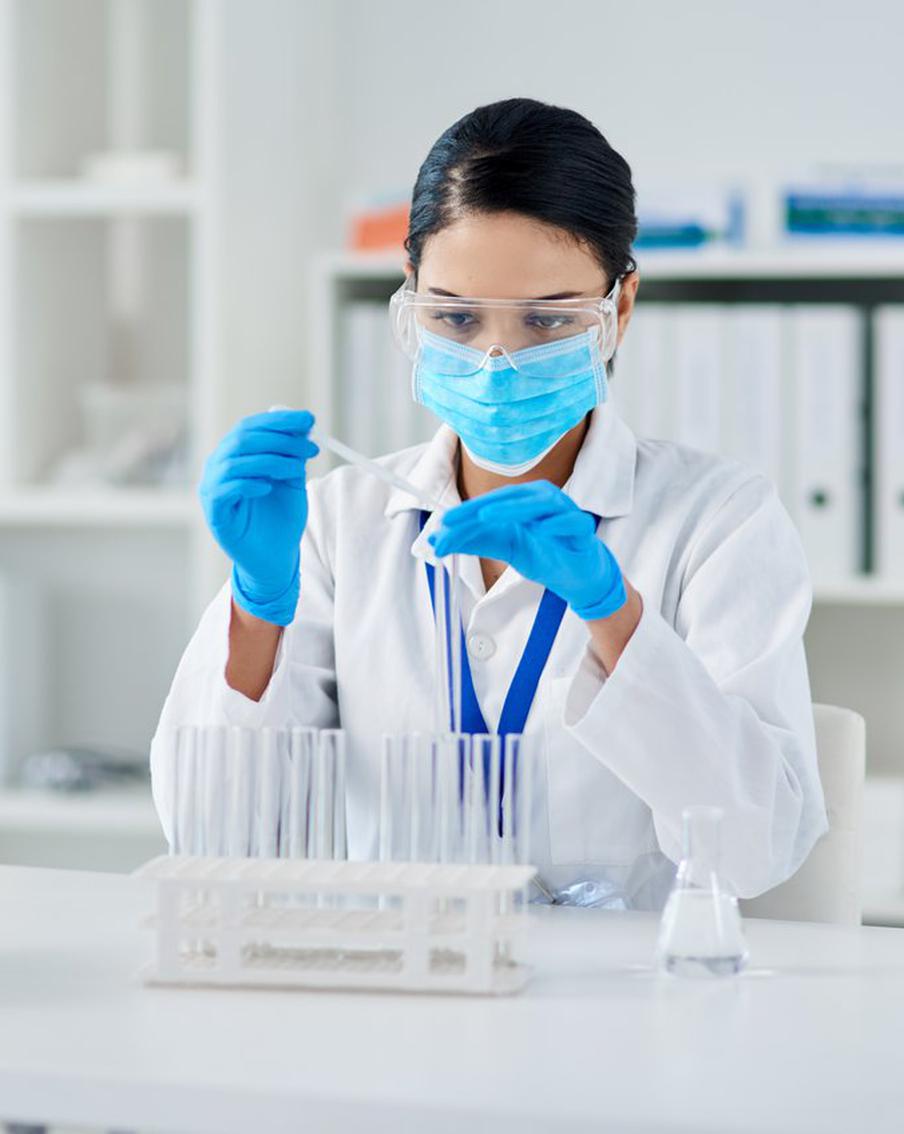 Мурашко назвал сроки завершения доклинических испытаний вакцины от рака