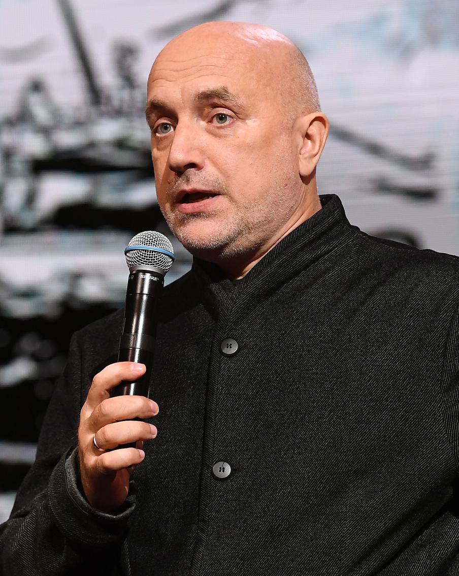 "Поэт в России меньше, чем поэт, и меньше, чем кто бы то ни был": Захар Прилепин поделился мыслями вслух