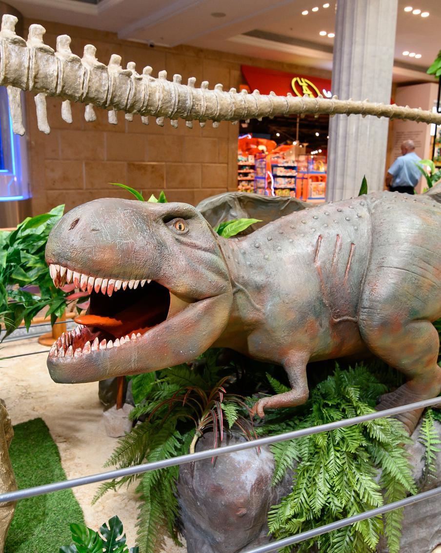 "Дракарис!": как в Москве провести летние каникулы с динозаврами