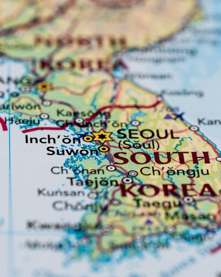 Солдаты Южной Кореи открыли огонь после нарушения границы военными КНДР