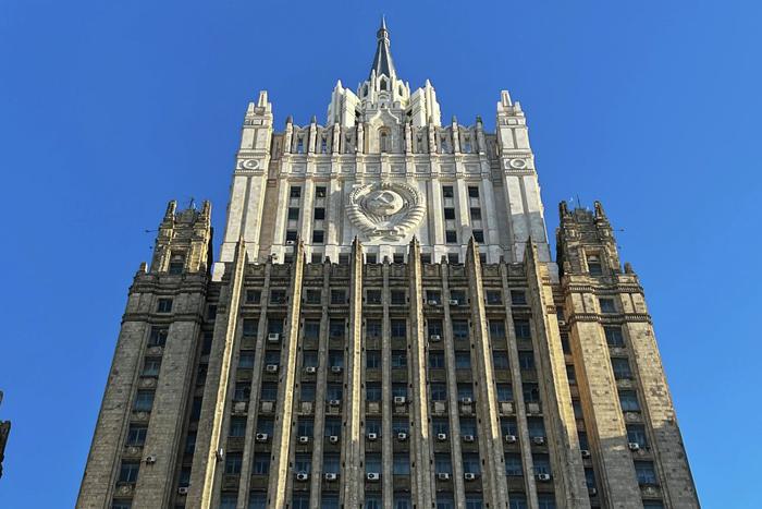 В МИД рассказали о ситуации с лишением аккредитации австрийской журналистки